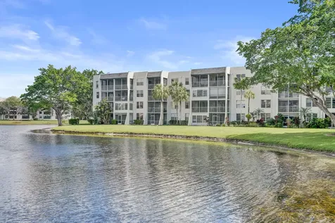 9311 Orange Grove Drive Davie FL 33324
