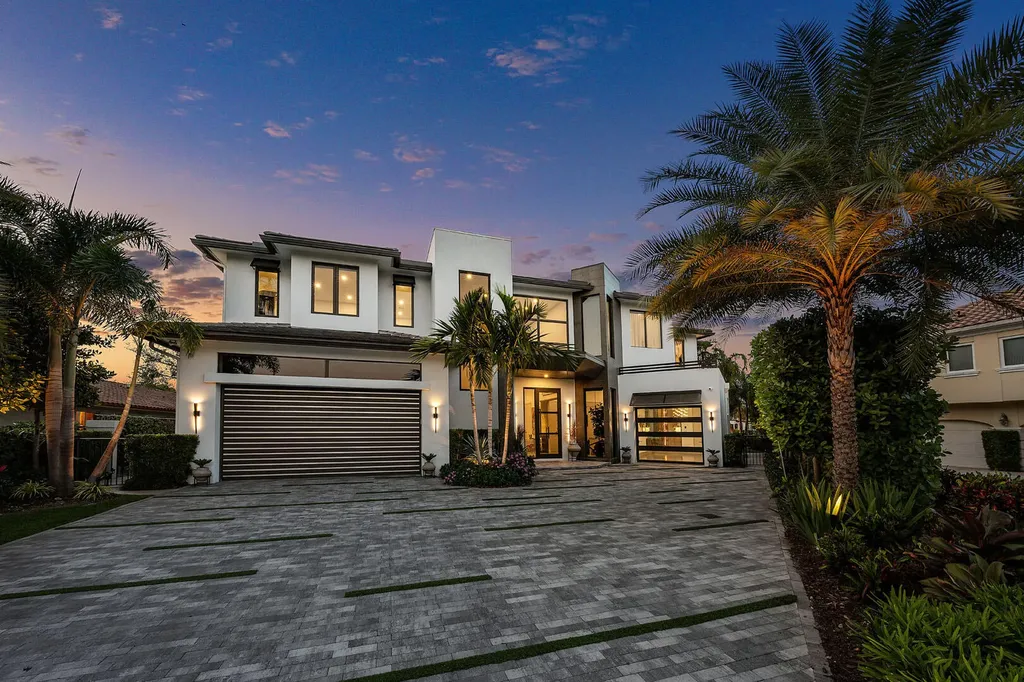 117 Thatch Palm Cove Boca Raton FL 33432