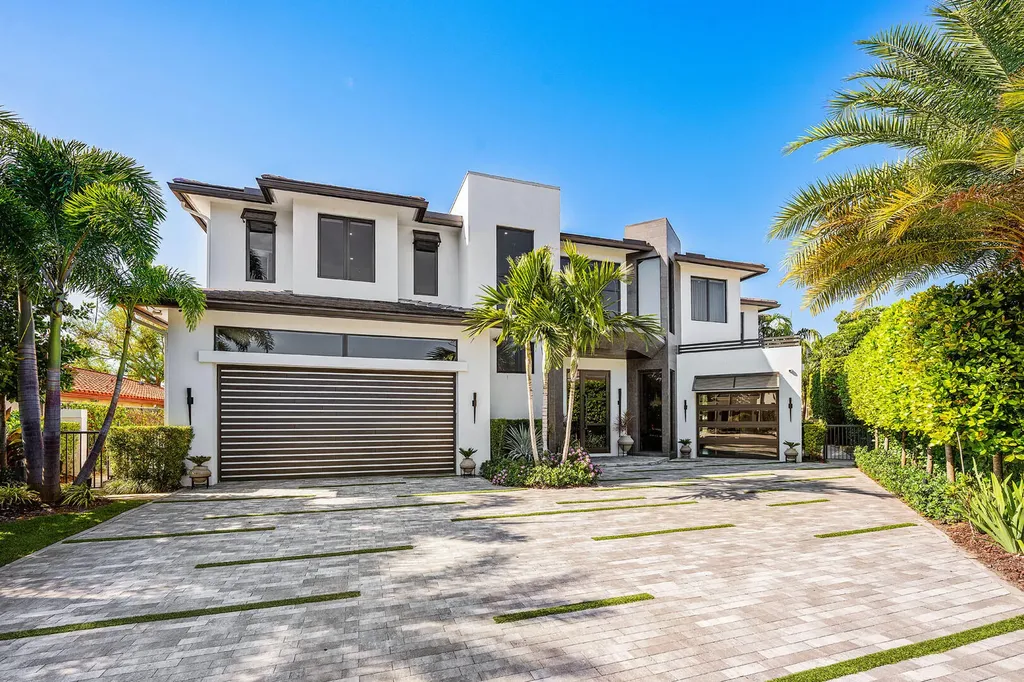 117 Thatch Palm Cove Boca Raton FL 33432