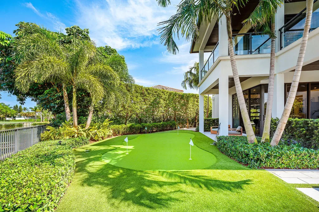 117 Thatch Palm Cove Boca Raton FL 33432