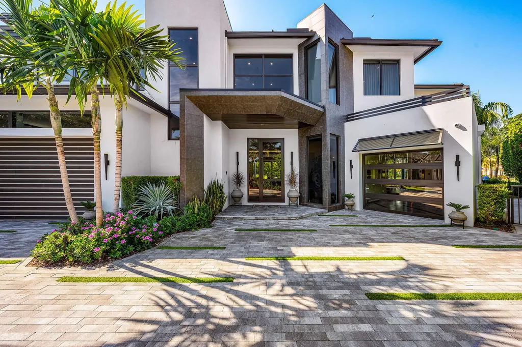 117 Thatch Palm Cove Boca Raton FL 33432