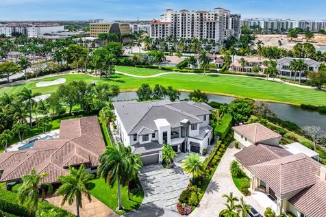 117 Thatch Palm Cove Boca Raton FL 33432