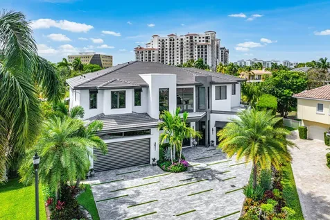117 Thatch Palm Cove Boca Raton FL 33432