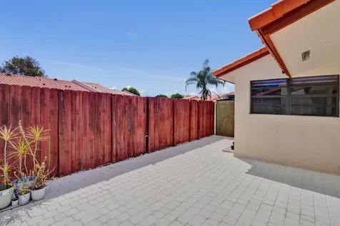 5810 SW 112th Way Cooper City FL 33330