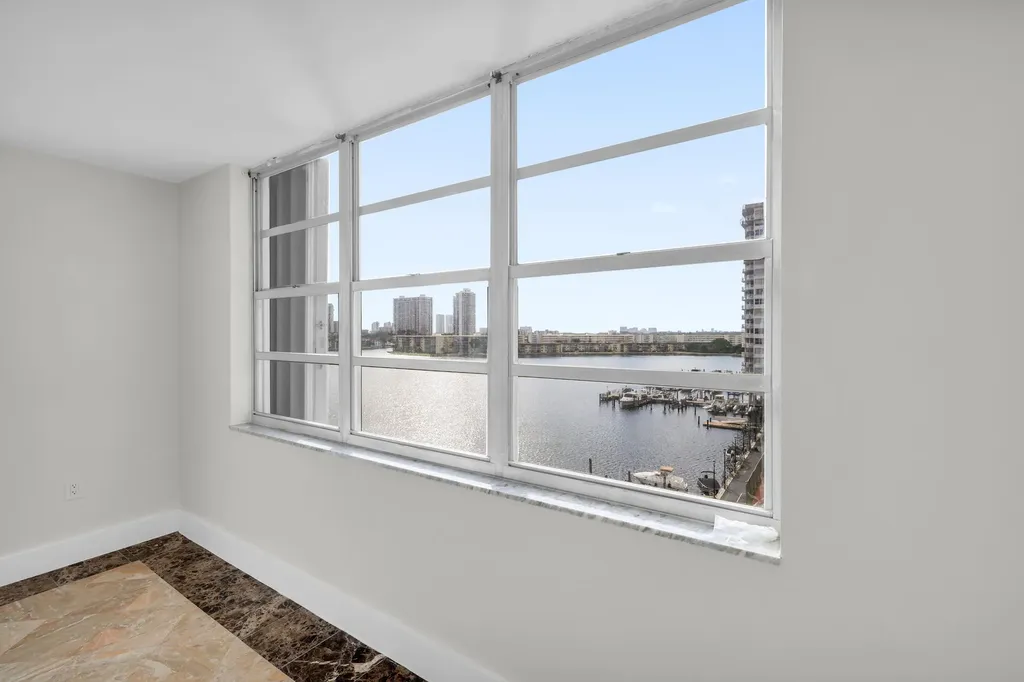 2780 NE 183rd Street Aventura FL 33160