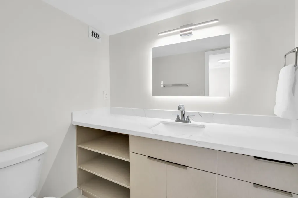 2780 NE 183rd Street Aventura FL 33160