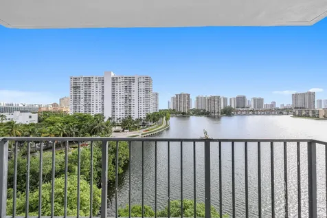 2780 NE 183rd Street Aventura FL 33160