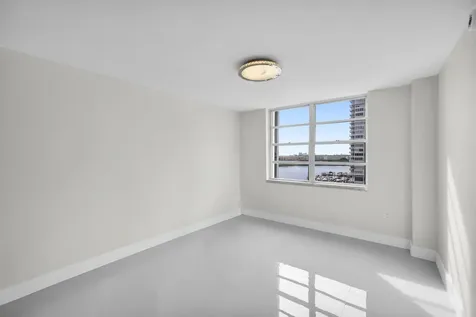 2780 NE 183rd Street Aventura FL 33160