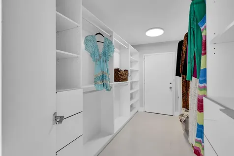 2780 NE 183rd Street Aventura FL 33160