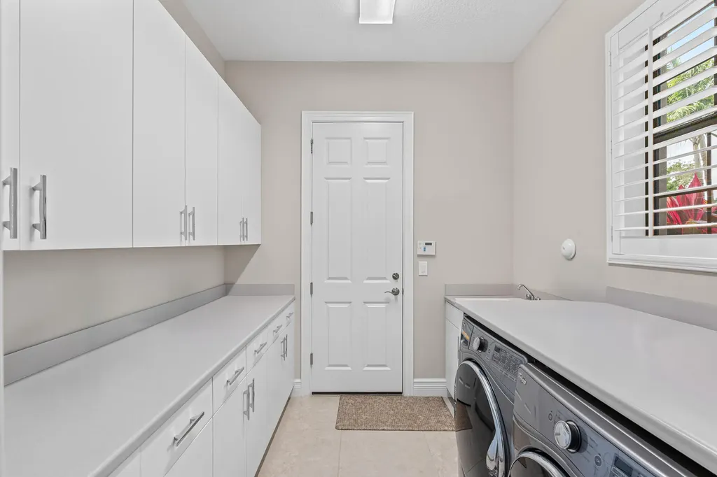 9741 Vitrail Lane Delray Beach FL 33446