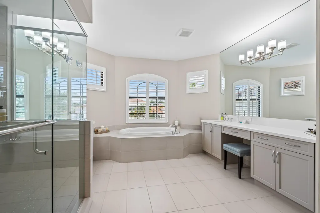 9741 Vitrail Lane Delray Beach FL 33446