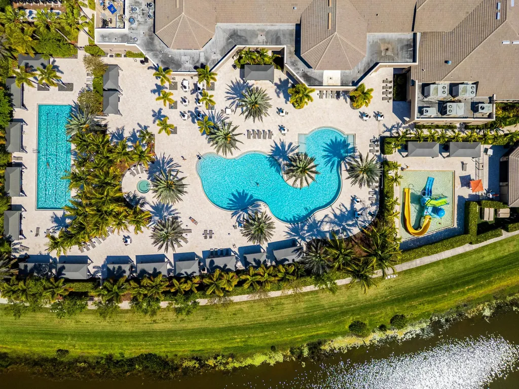 9741 Vitrail Lane Delray Beach FL 33446
