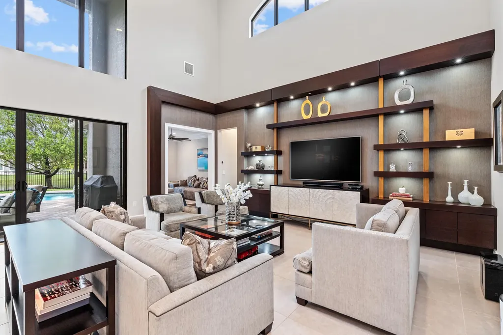 9741 Vitrail Lane Delray Beach FL 33446