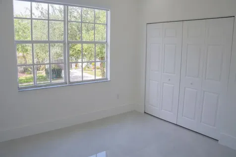5227 SW 195th Terrace Miramar FL 33029