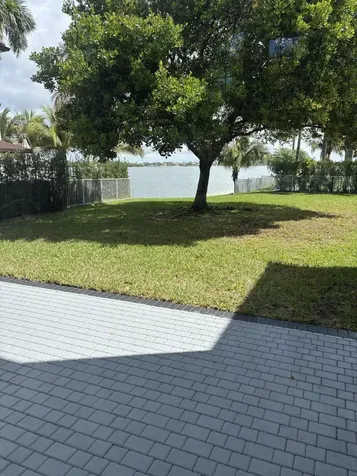 5227 SW 195th Terrace Miramar FL 33029