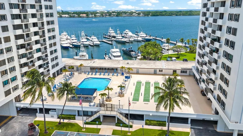 1200 Marine Way North Palm Beach FL 33408
