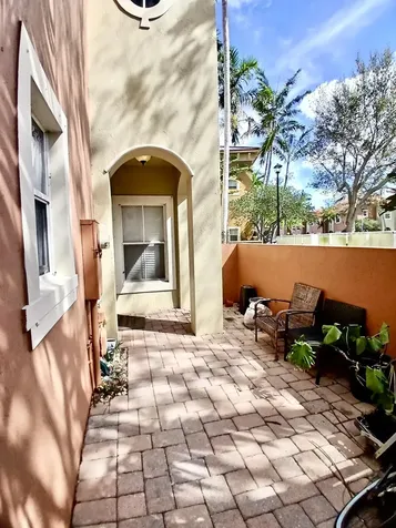 247 Lake Monterey Circle Boynton Beach FL 33426