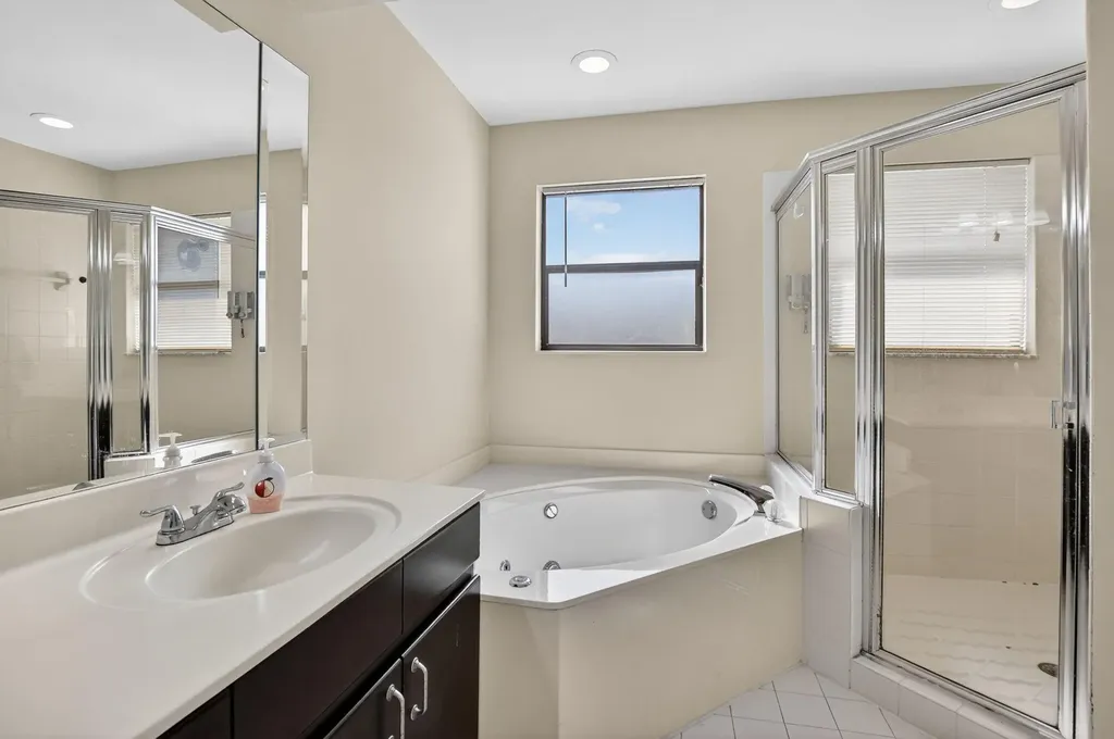 10548 Mendocino Lane Boca Raton FL 33428