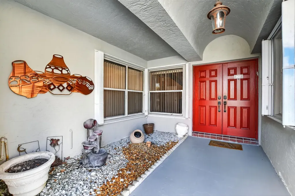10548 Mendocino Lane Boca Raton FL 33428