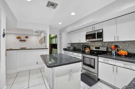 10548 Mendocino Lane Boca Raton FL 33428