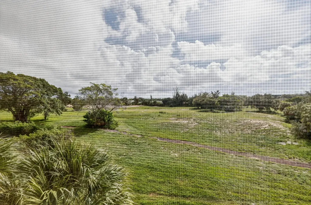 5340 NW 2nd Avenue Boca Raton FL 33487