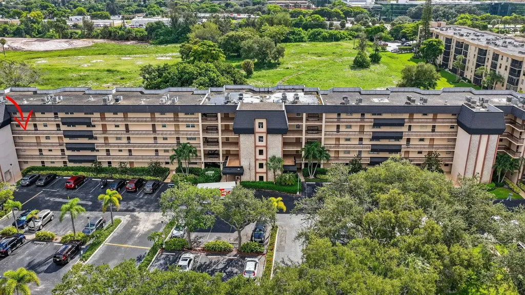 5340 NW 2nd Avenue Boca Raton FL 33487