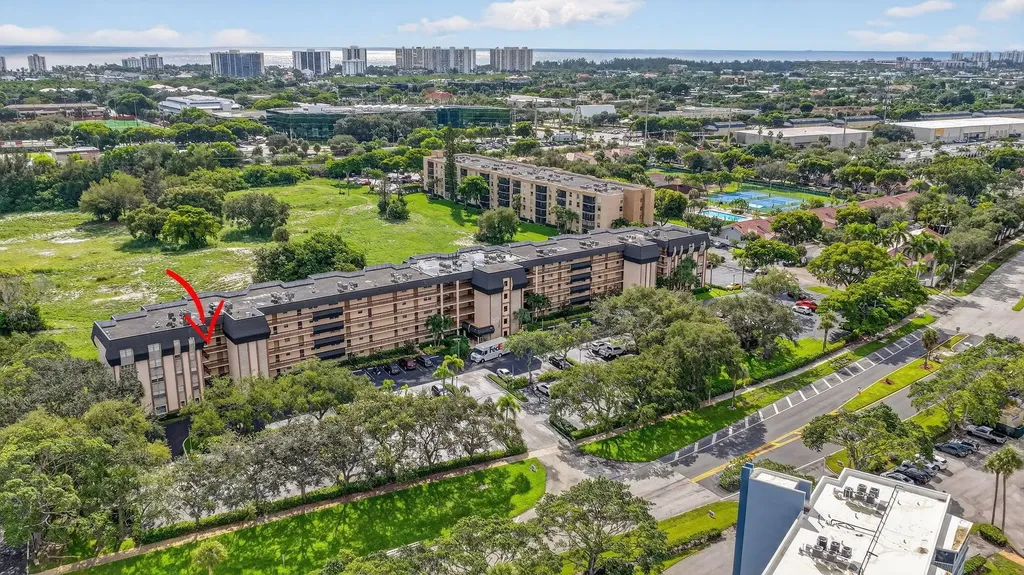 5340 NW 2nd Avenue Boca Raton FL 33487