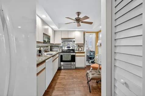 5340 NW 2nd Avenue Boca Raton FL 33487