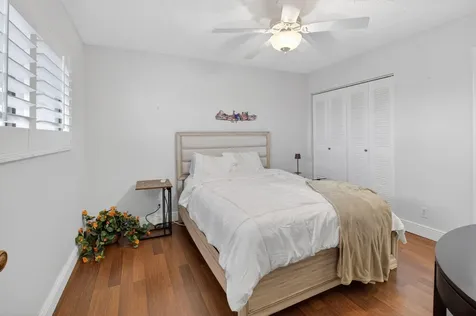 6866 Huntington Lane Delray Beach FL 33446