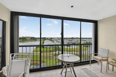 6866 Huntington Lane Delray Beach FL 33446