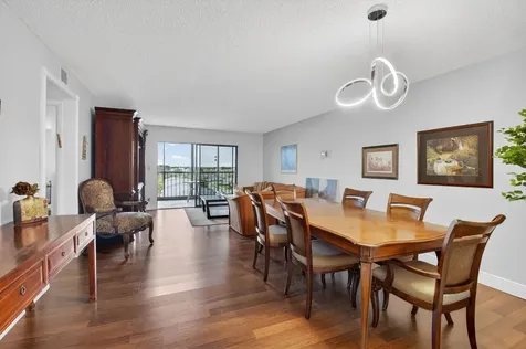 6866 Huntington Lane Delray Beach FL 33446