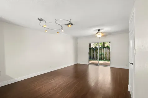 2521 NE 15th Street Pompano Beach FL 33062