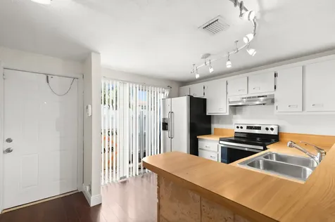 2521 NE 15th Street Pompano Beach FL 33062