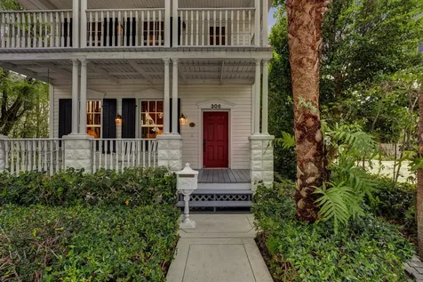 306 N Swinton Avenue Delray Beach FL 33444
