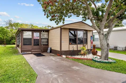 324 Mockingbird Avenue Fort Pierce FL 34982