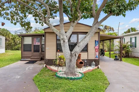 324 Mockingbird Avenue Fort Pierce FL 34982