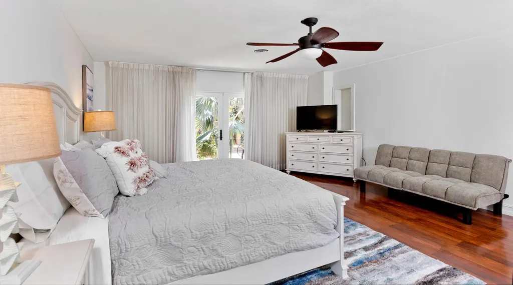 2003 Bay Drive Pompano Beach FL 33062