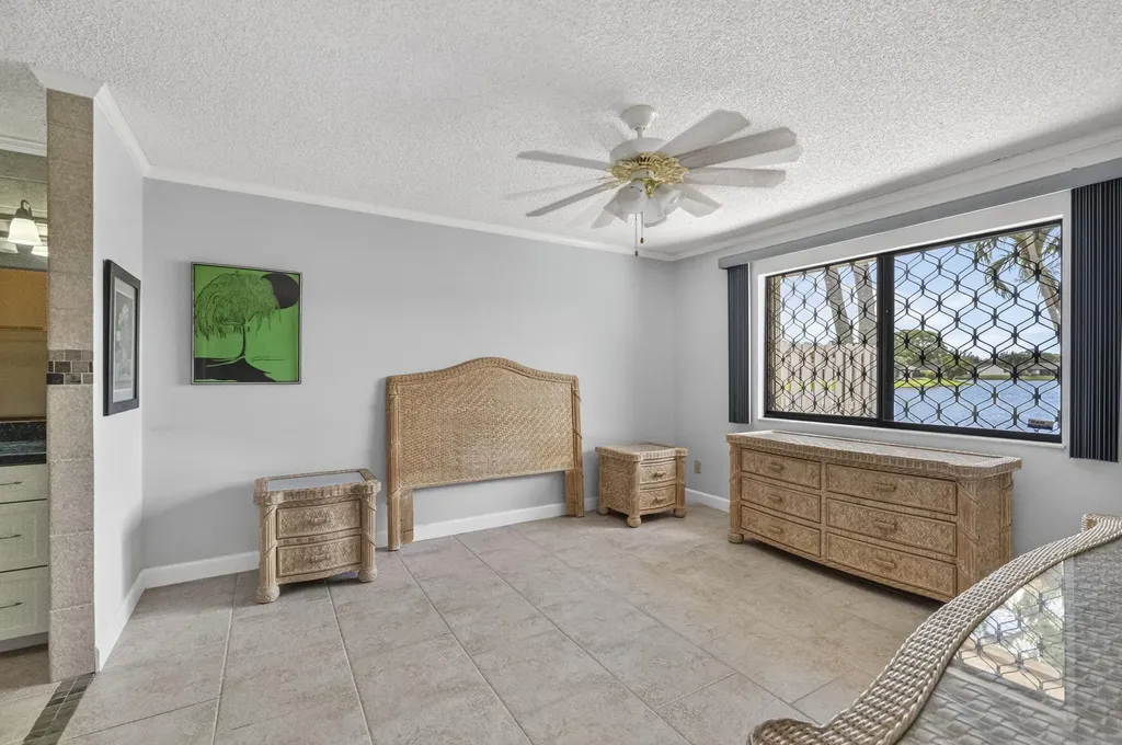 23 Walcott Drive Boynton Beach FL 33426