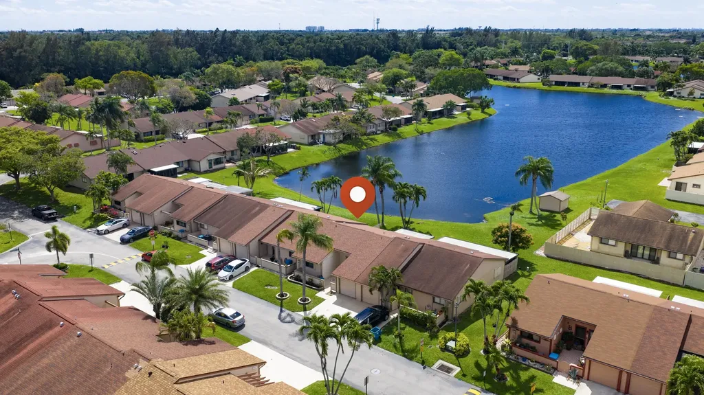 23 Walcott Drive Boynton Beach FL 33426