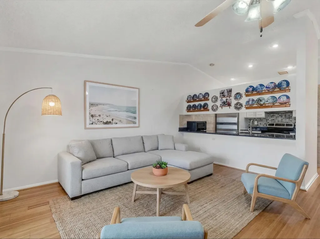 23 Walcott Drive Boynton Beach FL 33426