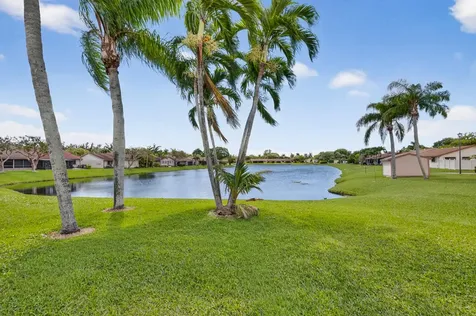 23 Walcott Drive Boynton Beach FL 33426