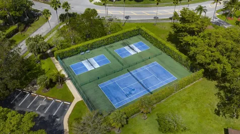 23 Walcott Drive Boynton Beach FL 33426