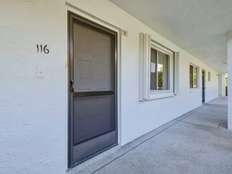 6698 N 10th Avenue Avenue N Lake Worth FL 33467