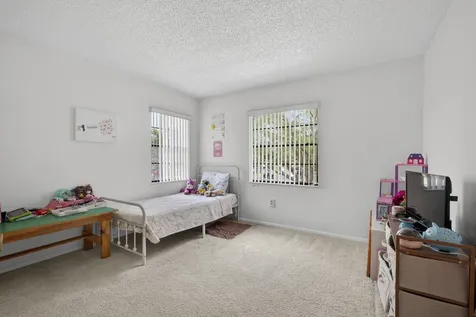 4499 Willow Pond Road West Palm Beach FL 33417