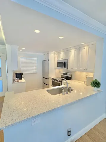 1770 S Ocean Boulevard Lauderdale By The Sea FL 33062
