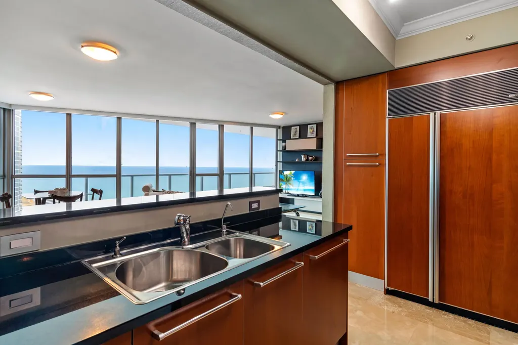 3101 S Ocean Drive Hollywood FL 33019