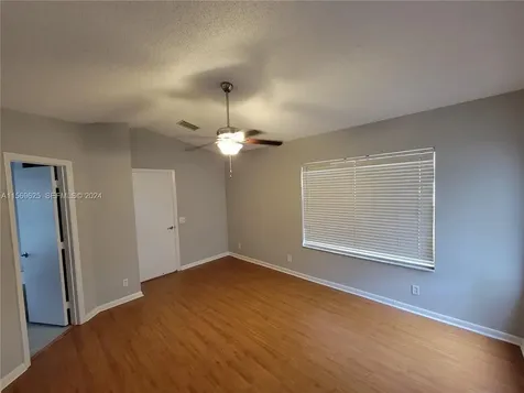 928 Falling Water Road Weston FL 33326