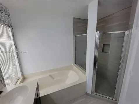 928 Falling Water Road Weston FL 33326