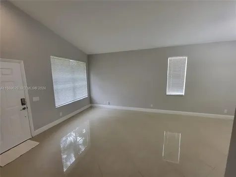 928 Falling Water Road Weston FL 33326