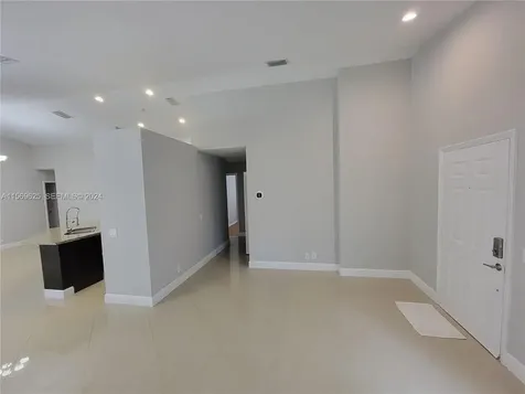 928 Falling Water Road Weston FL 33326
